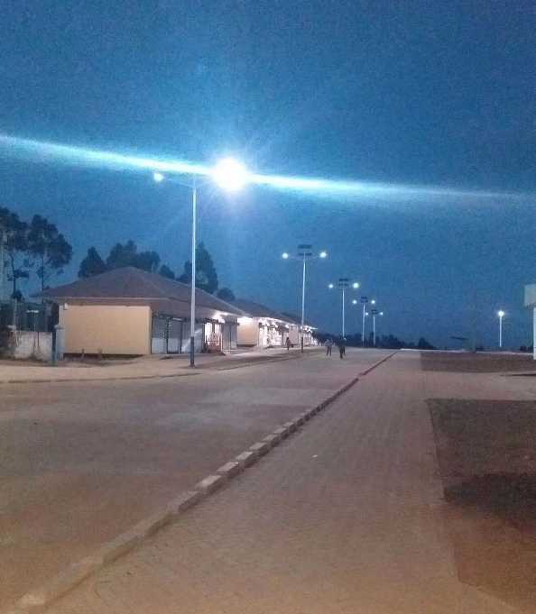 开福区非洲科特迪瓦太阳能路灯工程
